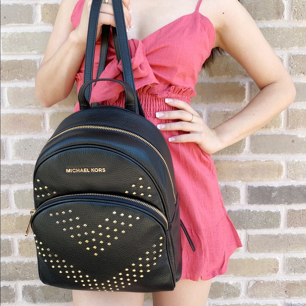 Gaby’sBags👜💕-NWTZ Michael Kors Backpack Studded - Picture 4 of 7